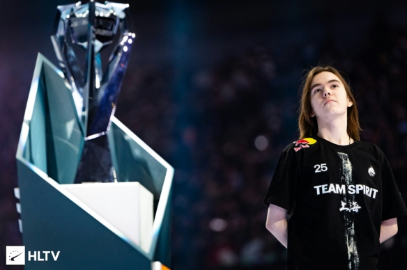 LCK春季赛第二周积分榜：T1四战全胜一骑绝尘 DK紧随其后