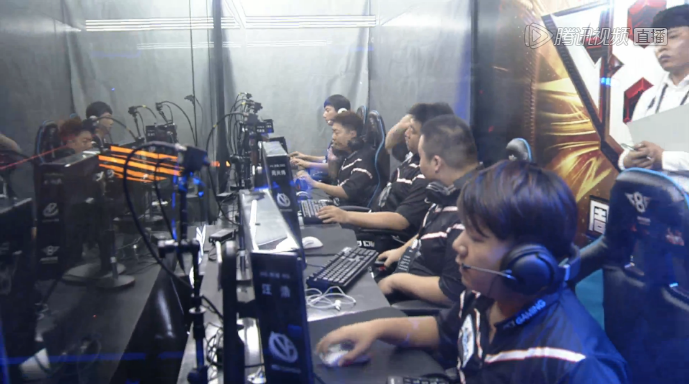 安德斯·布卢梅已经失去了解说工作——他已经评论了18个Major赛事